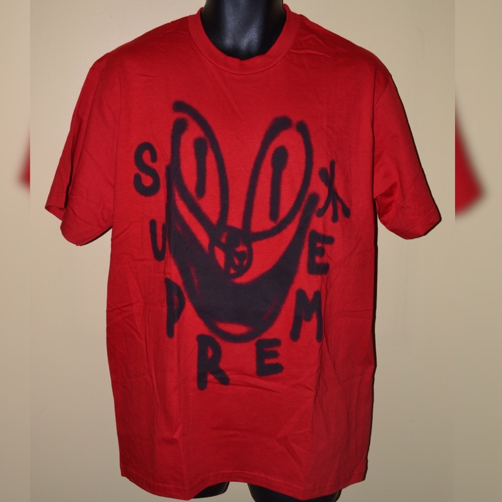 ✨ SUPREME - SMILE T Shirt - Medium - NEW! ✨
